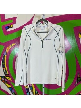 Columbia, 1/4 Zip Insect Blocker Long Sleeve Shirt. Size Medium. Good used cond!